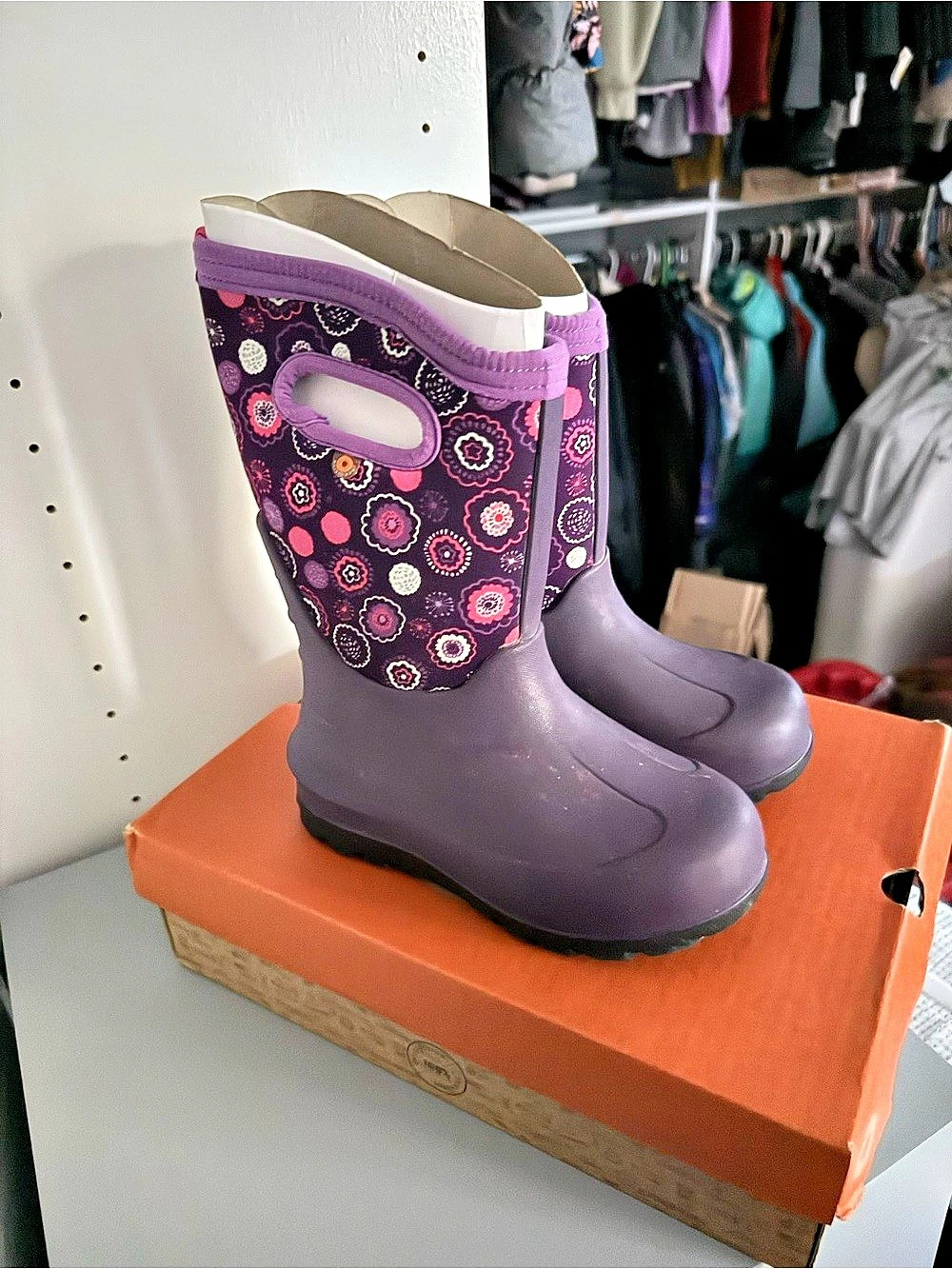 BOGS Classic High Girls US 12 Purple Floral Rain Boots Like New